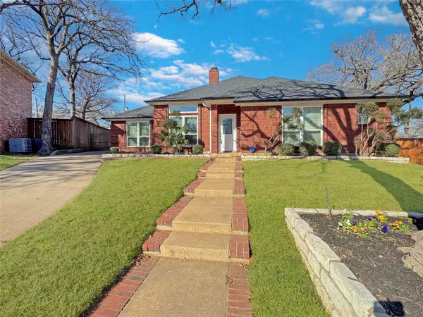 5502 Bradley Court, Arlington, TX 76017