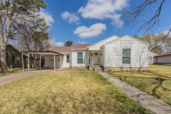 1102 W Russell Avenue, Carrollton, TX 75006