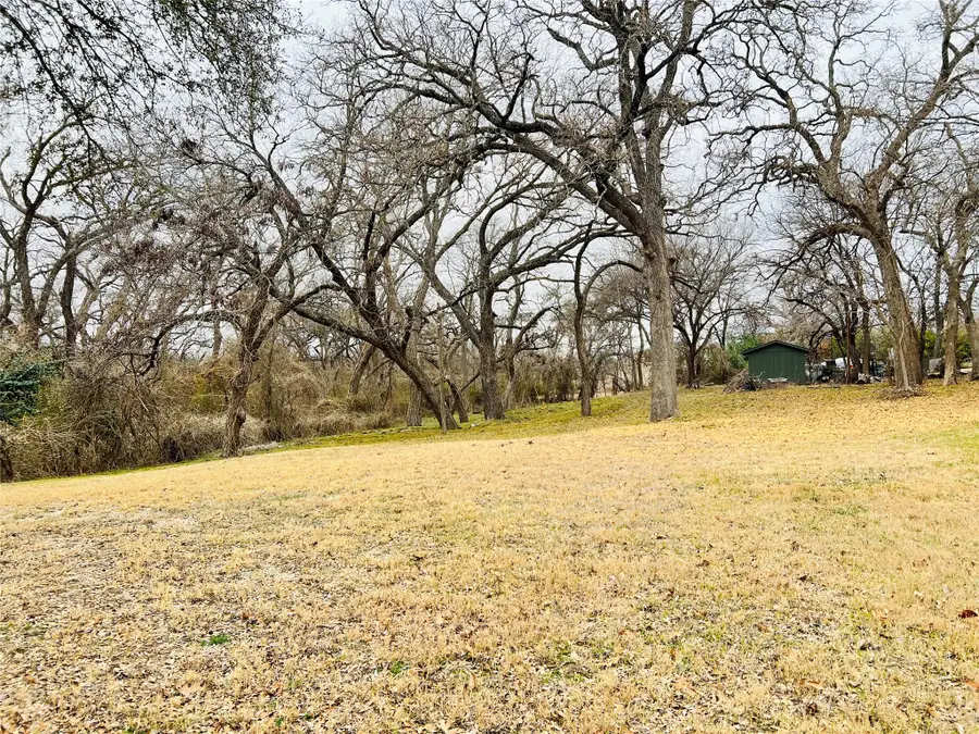 313 N Cage Street, Hamilton, TX 76531 - #3