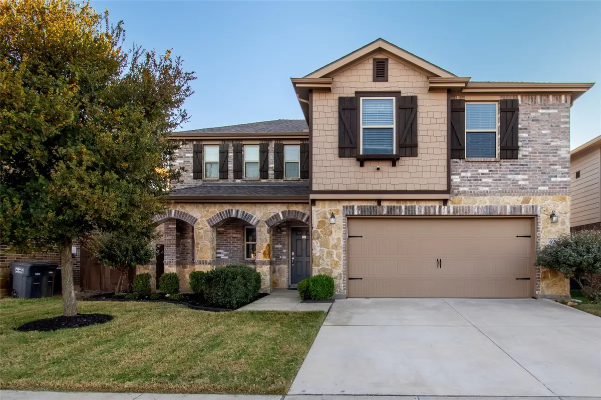 629 Fox Creek Trail, Fort Worth, TX 76131 - Image #1