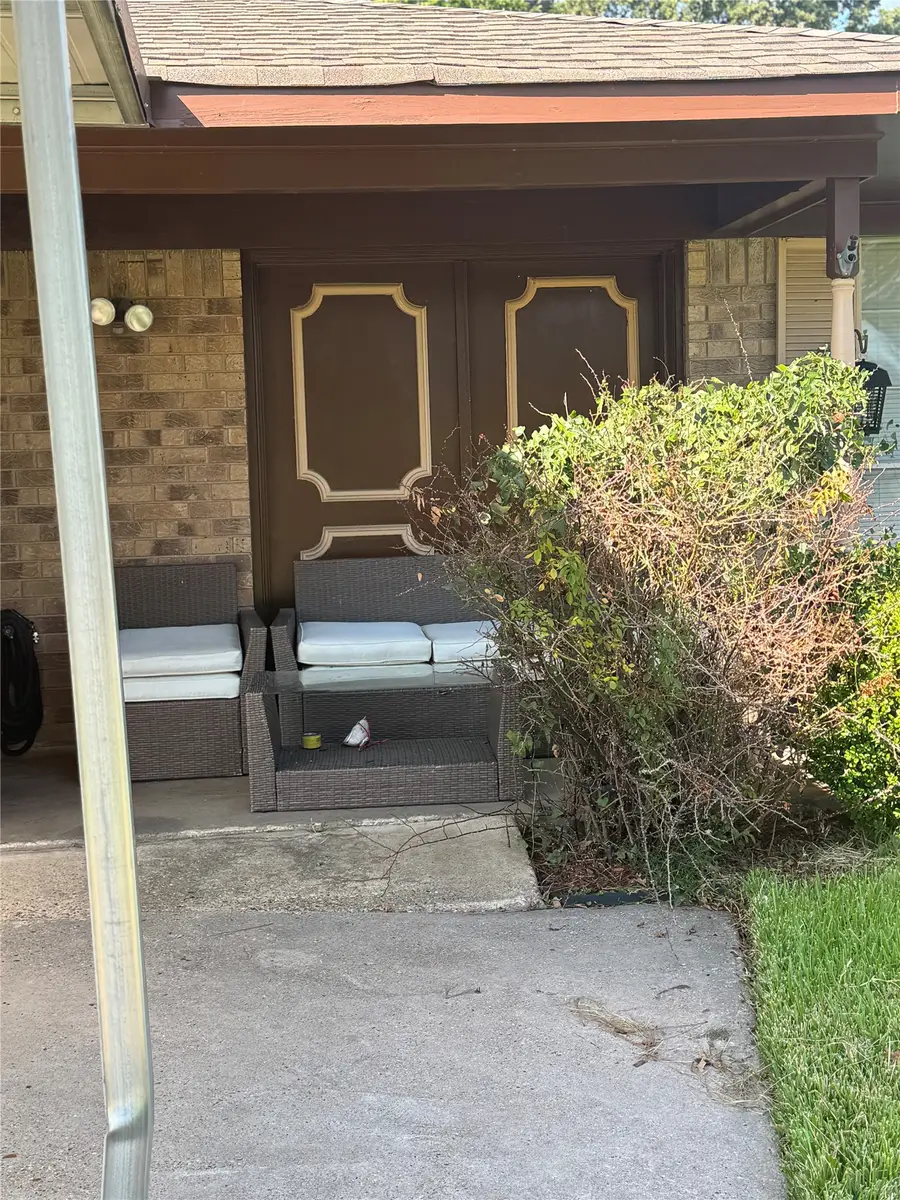 3052 Yorktown Drive, Shreveport, LA 71107 - #3