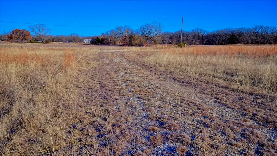 107 W Huron Circle, Nocona, TX 76255 - #2