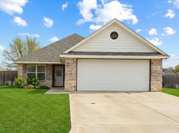 3331 Arrow Creek Drive, Granbury, TX 76049