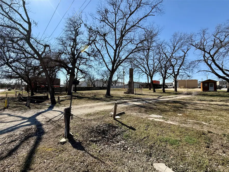 108 Cedar Street, Hico, TX 76457 - #3