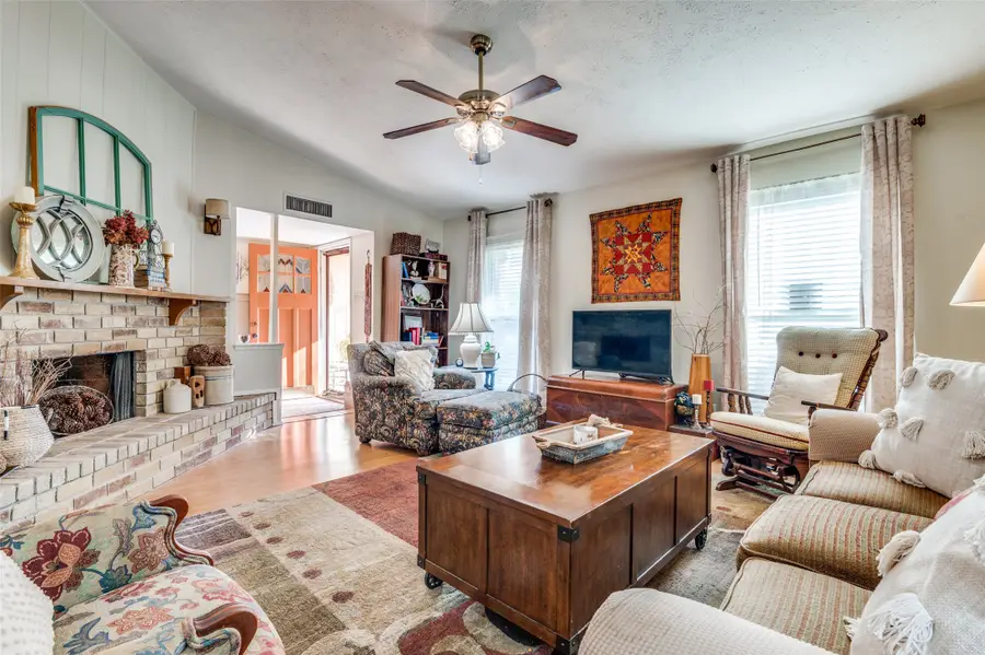 7430 Cloverglen Drive, Dallas, TX 75249 - #3