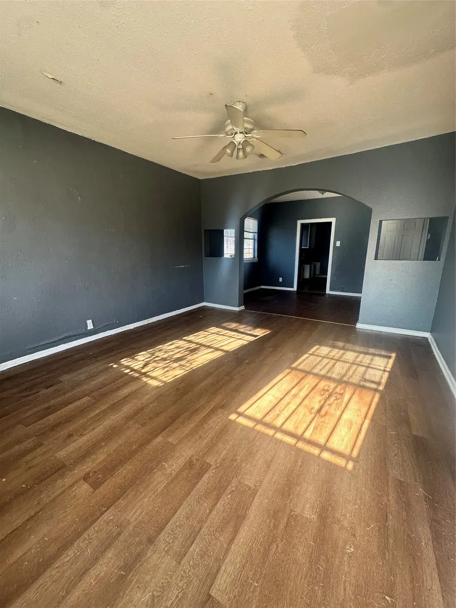 4422 Crozier Street, Dallas, TX 75215 - #3