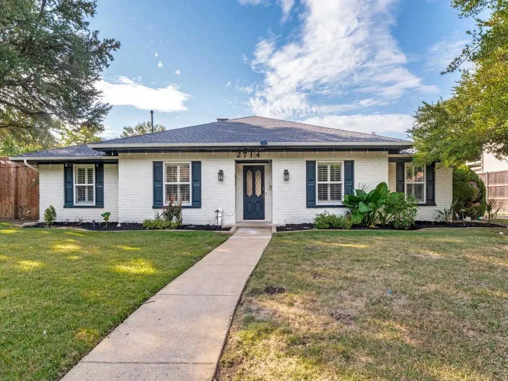 2714 Carriage Lane, Carrollton, TX 75006 - #1