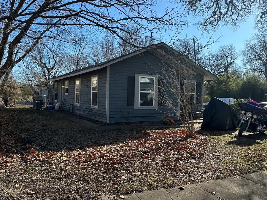 723 S Elm Street, Sherman, TX 75090 - #3