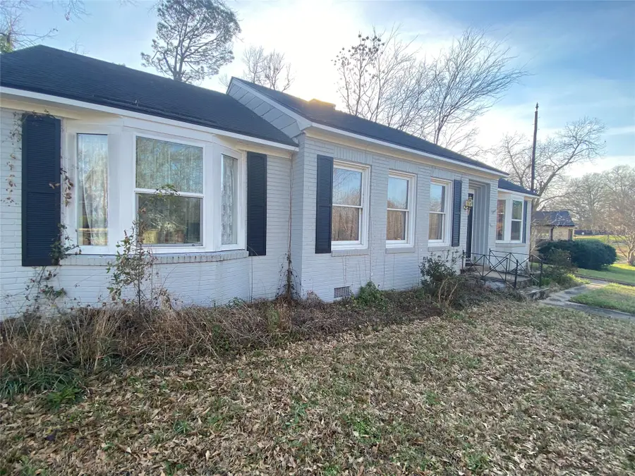 1 Wanda Court, Marshall, TX 75670 - #2