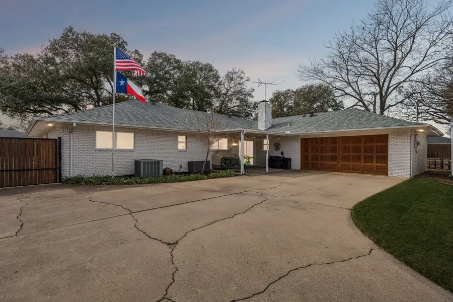 3416 Lawndale Avenue, Fort Worth, TX 76133 - #3
