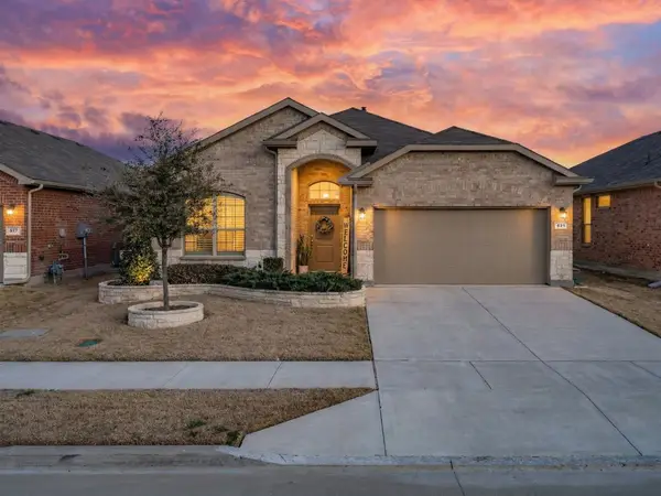 821 Blackhorse Trail, Justin, TX 76247
