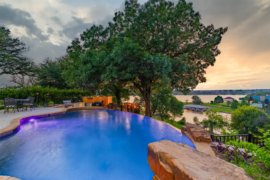 1916 W Emerald Bend Court, Granbury, TX 76049 - #2