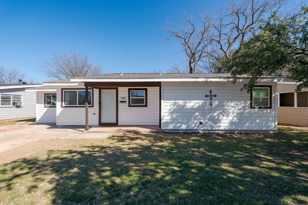 1305 S Pioneer Drive, Abilene, TX 79605 - #1