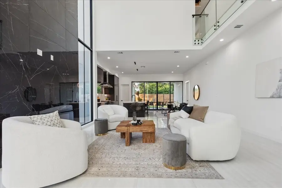 3828 Eaton Drive, Dallas, TX 75220 - #2