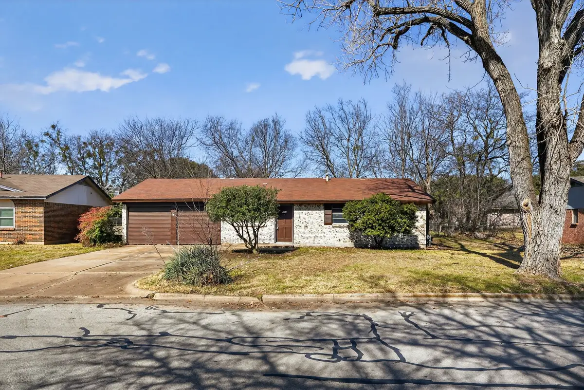 404 Nathan Street, Burleson, TX 76028 - #1