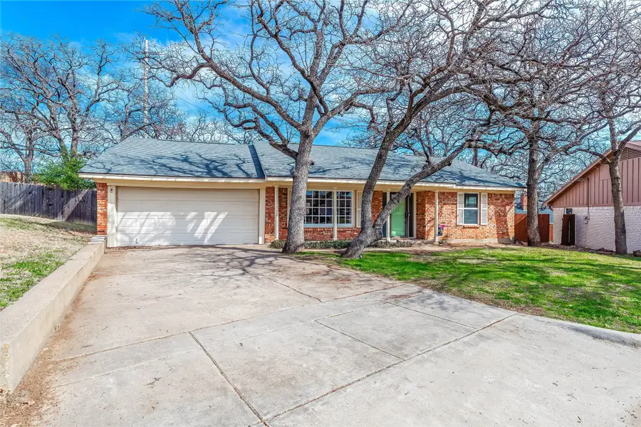 97 Regents Park, Bedford, TX 76022 - #2