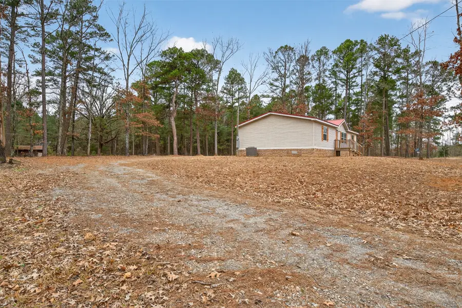 231 H White Road, Benton, LA 71006 - #3