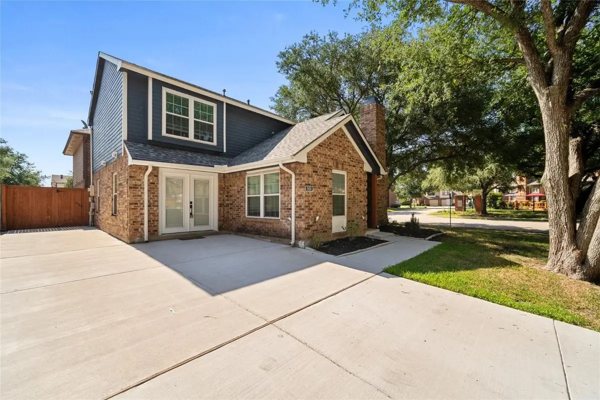 800 Spicewood Court, Irving, TX 75063 - #1