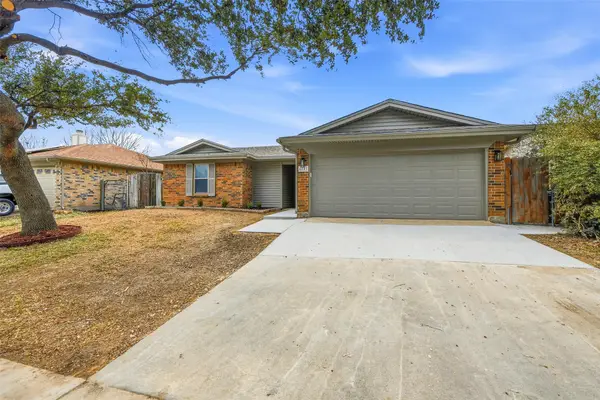 6601 Jerri Lynn Drive, Watauga, TX 76148