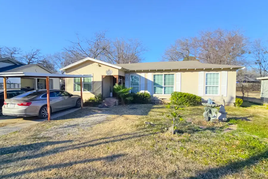 9713 Silver Meadow Drive, Dallas, TX 75217 - #2