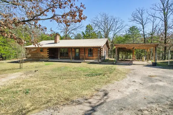 760 Rs County Road 3160, Emory, TX 75440