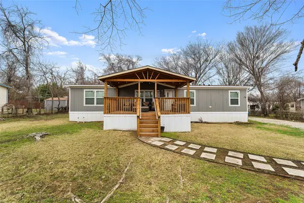 2100 Dove Loop Road #34, Grapevine, TX 76051