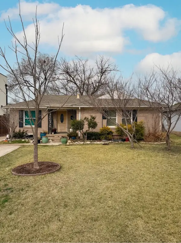 3753 Almazan Drive, Dallas, TX 75220