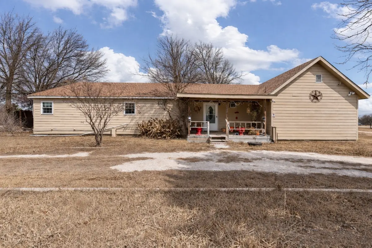 2204 Daniels Drive, Joshua, TX 76058 - #1