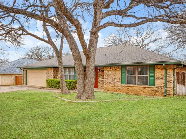 6619 Saddle Ridge Road, Arlington, TX 76016