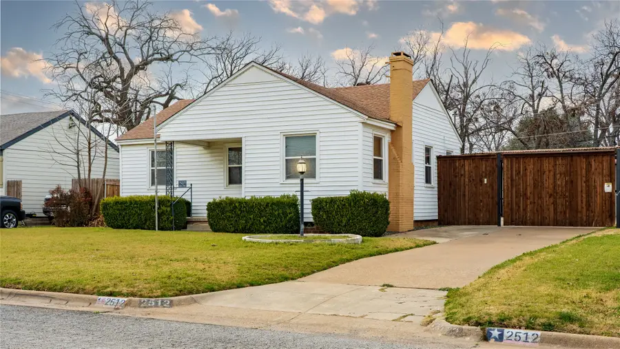 2512 Earl Lane, Fort Worth, TX 76107 - #2