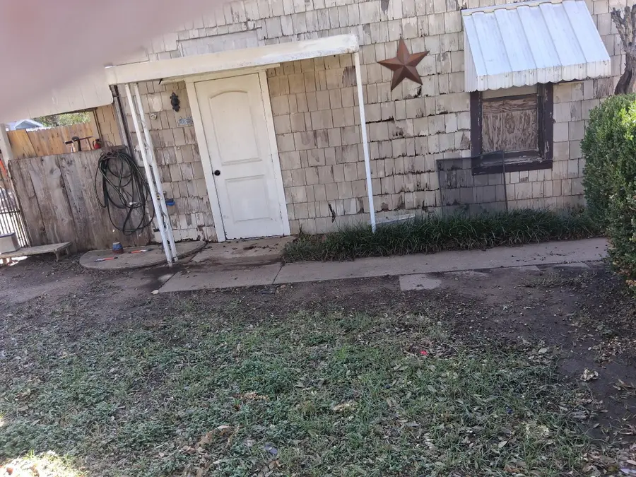 4807 Penrose Avenue, Fort Worth, TX 76116 - #2