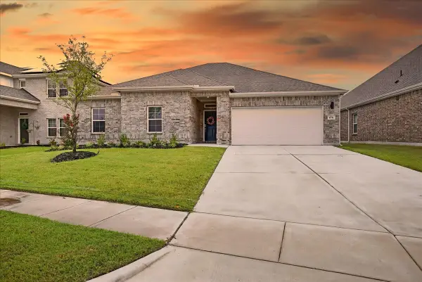 656 Cari Lane, Forney, TX 75126