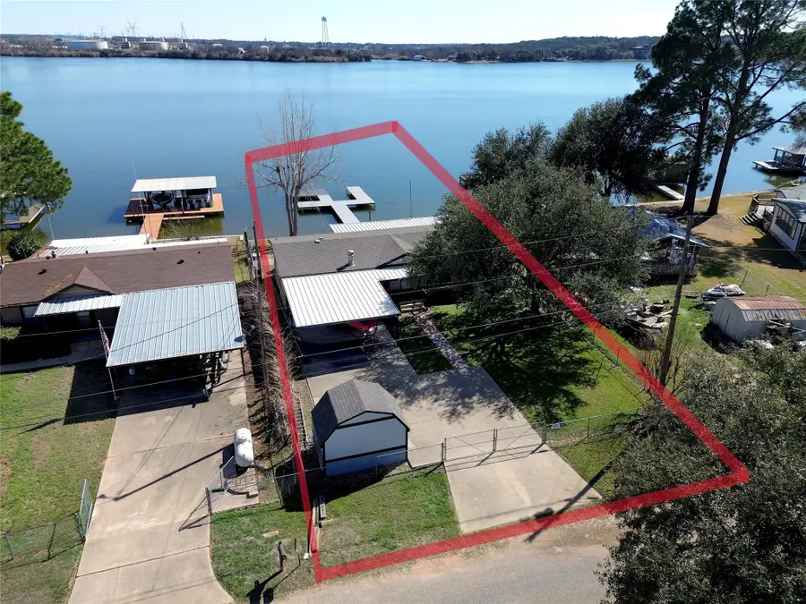 4433 Wildwood Circle, Granbury, TX 76049 - #2