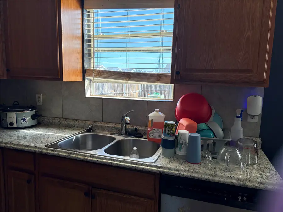 8753 Hunters Point Way, Fort Worth, TX 76123 - #3