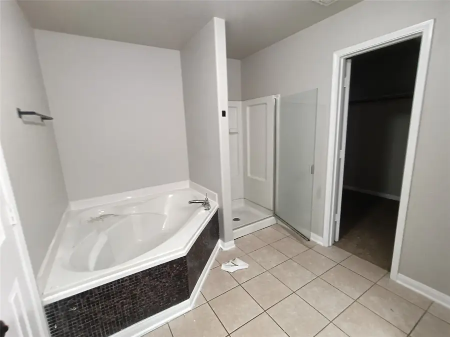 10041 Iron Ridge Drive, Fort Worth, TX 76140 - #3