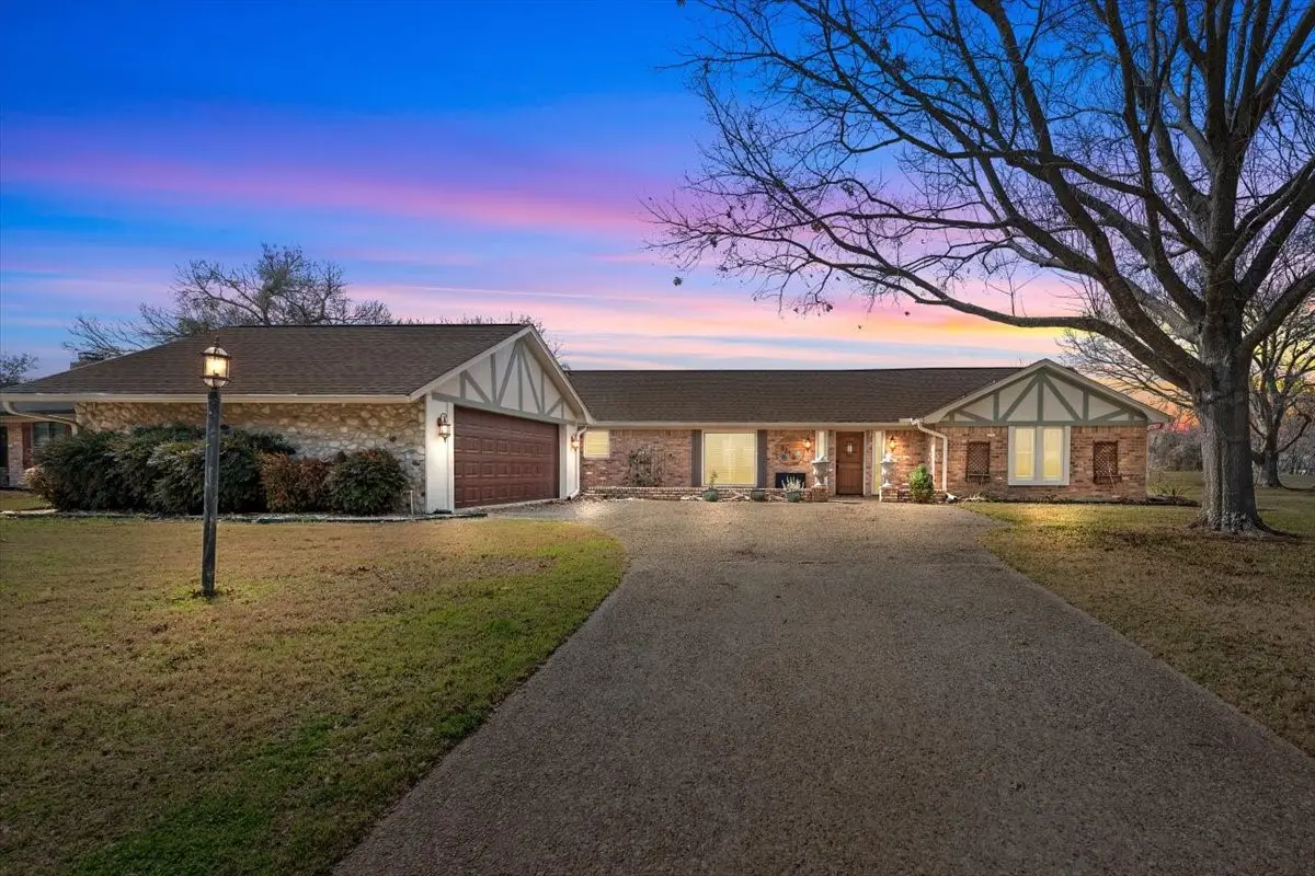 5213 Links Drive, Waco, TX 76708 - #1