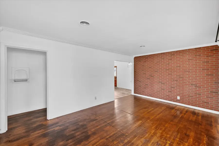 3017 W Collin Street, Corsicana, TX 75110 - #2