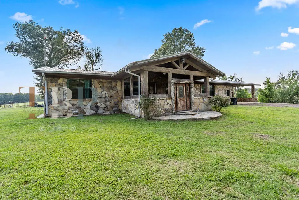 2711 Fm 250 N, Hughes Springs, TX 75656 - #1