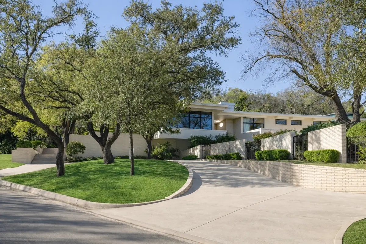 2100 Indian Creek Drive, Westover Hills, TX 76107 - #1