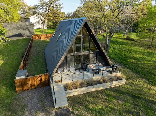 1219 Whispering Springs Drive, Tool, TX 75143