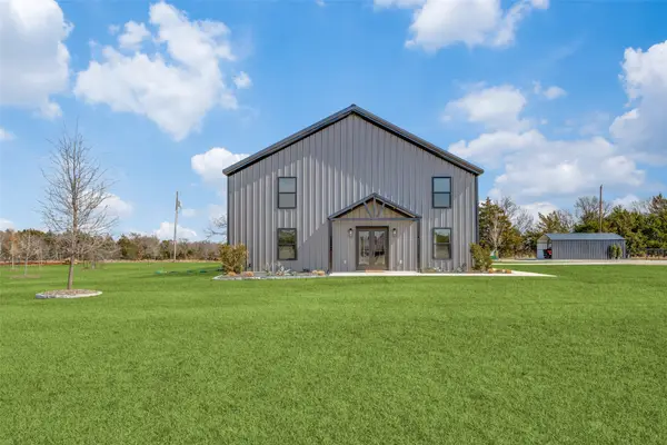 200 Kennedi Drive, Whitesboro, TX 76273