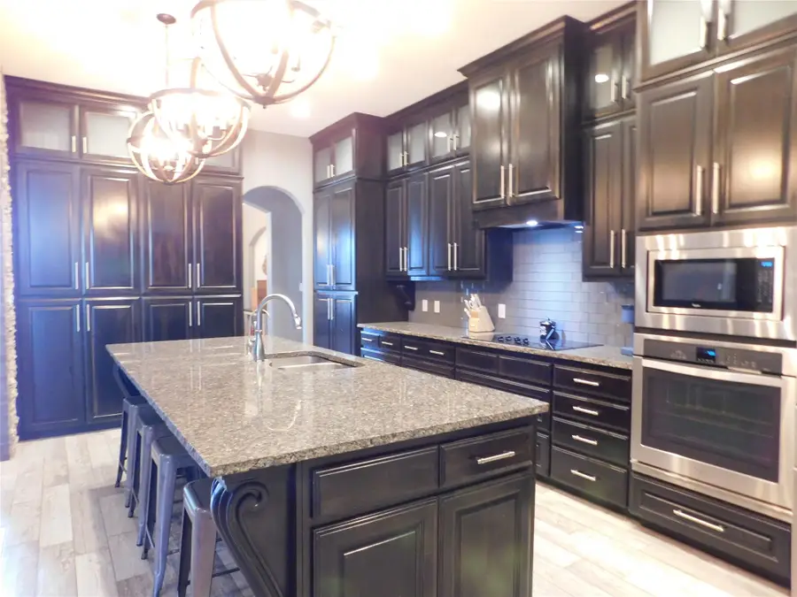 204 Jermyn Avenue, Jermyn, TX 76459 - #3