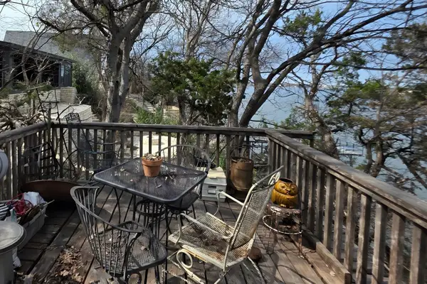 802 Rock Harbor Court, Granbury, TX 76048