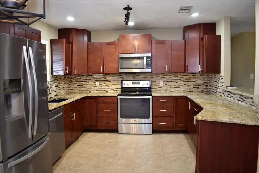 1207 E Fitzgerald Street, Bangs, TX 76823 - #3