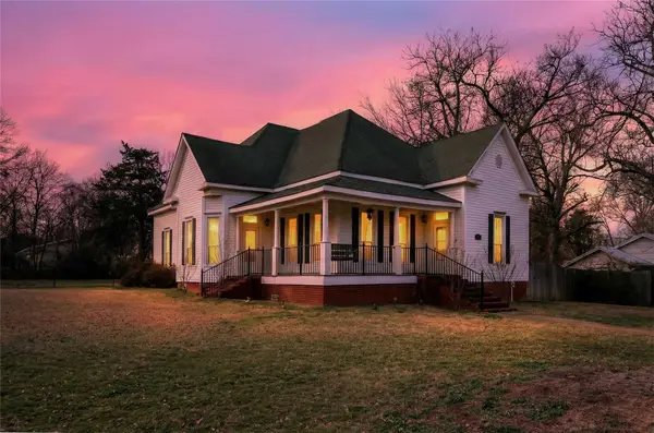 517 S Boyd Street, Lindale, TX 75771