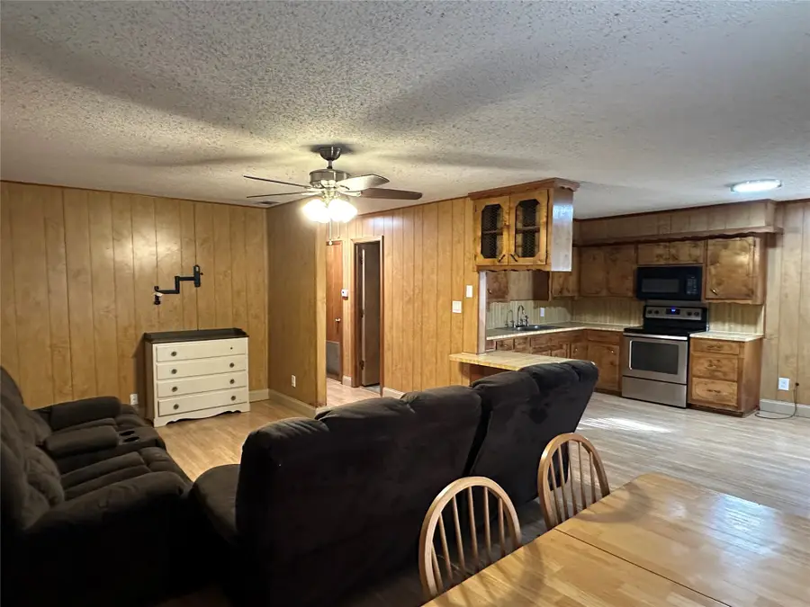 102 N 7th Street, Celeste, TX 75423 - #3