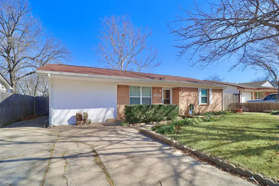 1914 Del Oak Drive, Mesquite, TX 75149 - #2