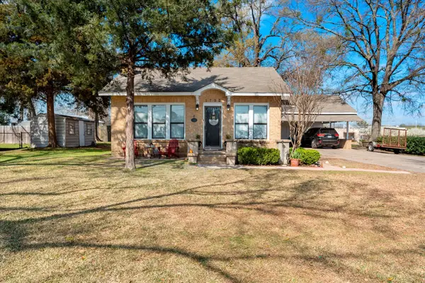 1702 W 1st Street, Mt Pleasant, TX 75455