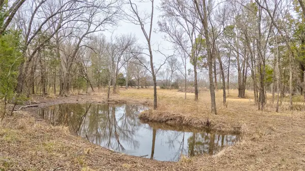 1411 Van Zandt County Road 2139, Wills Point, TX 75103