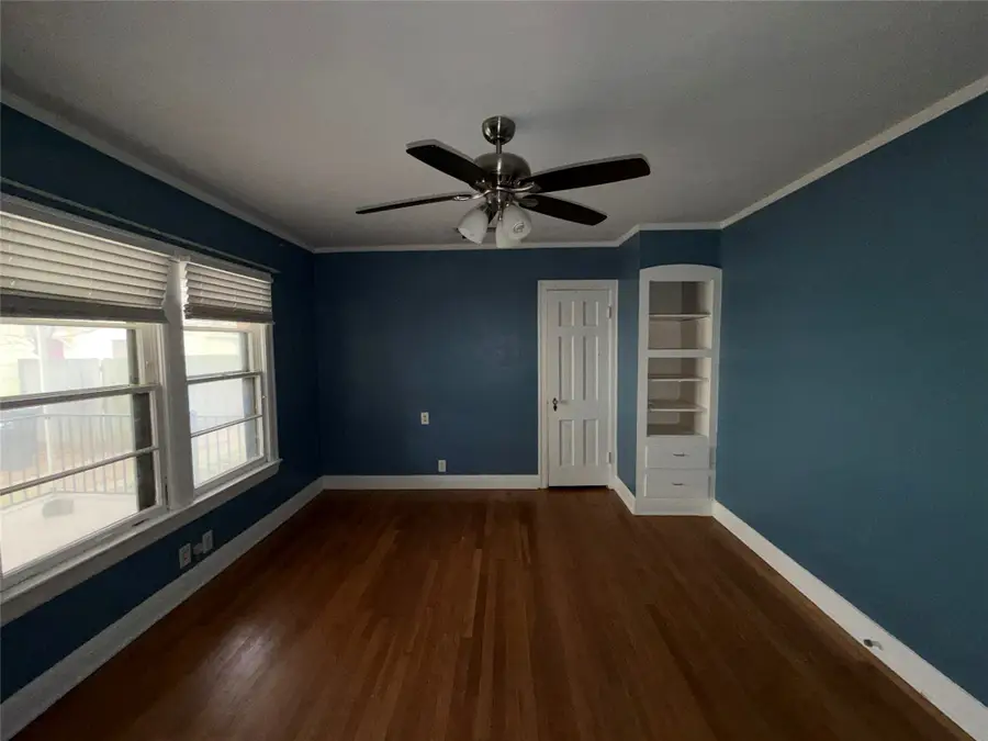 3228 Cockrell Avenue, Fort Worth, TX 76109 - #3